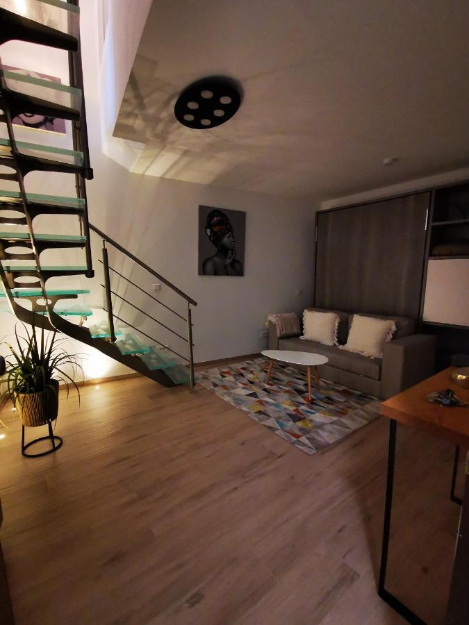 Magnifique Duplex Vue Mer Menton Exterior photo